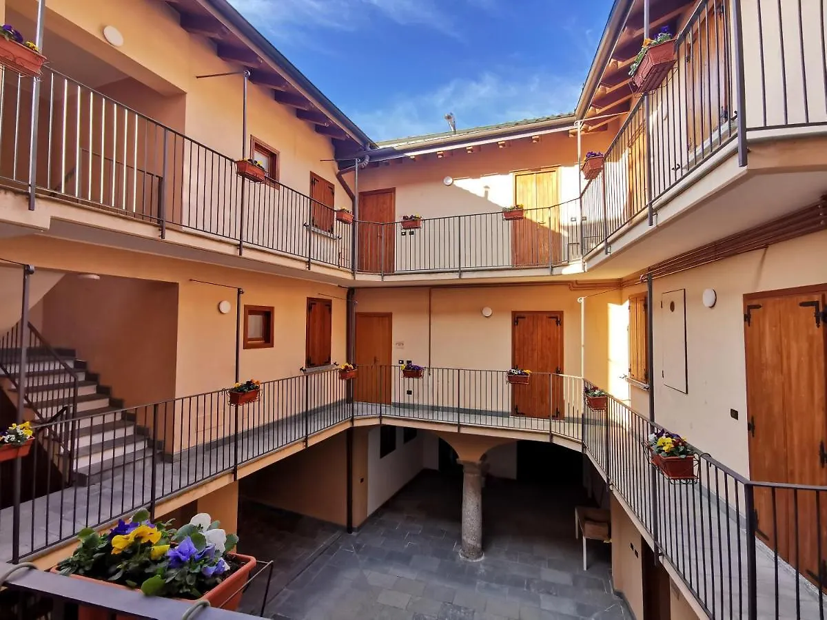 La Casa Del Sarto - Rooms And Apartments Lecco Bed & Breakfast