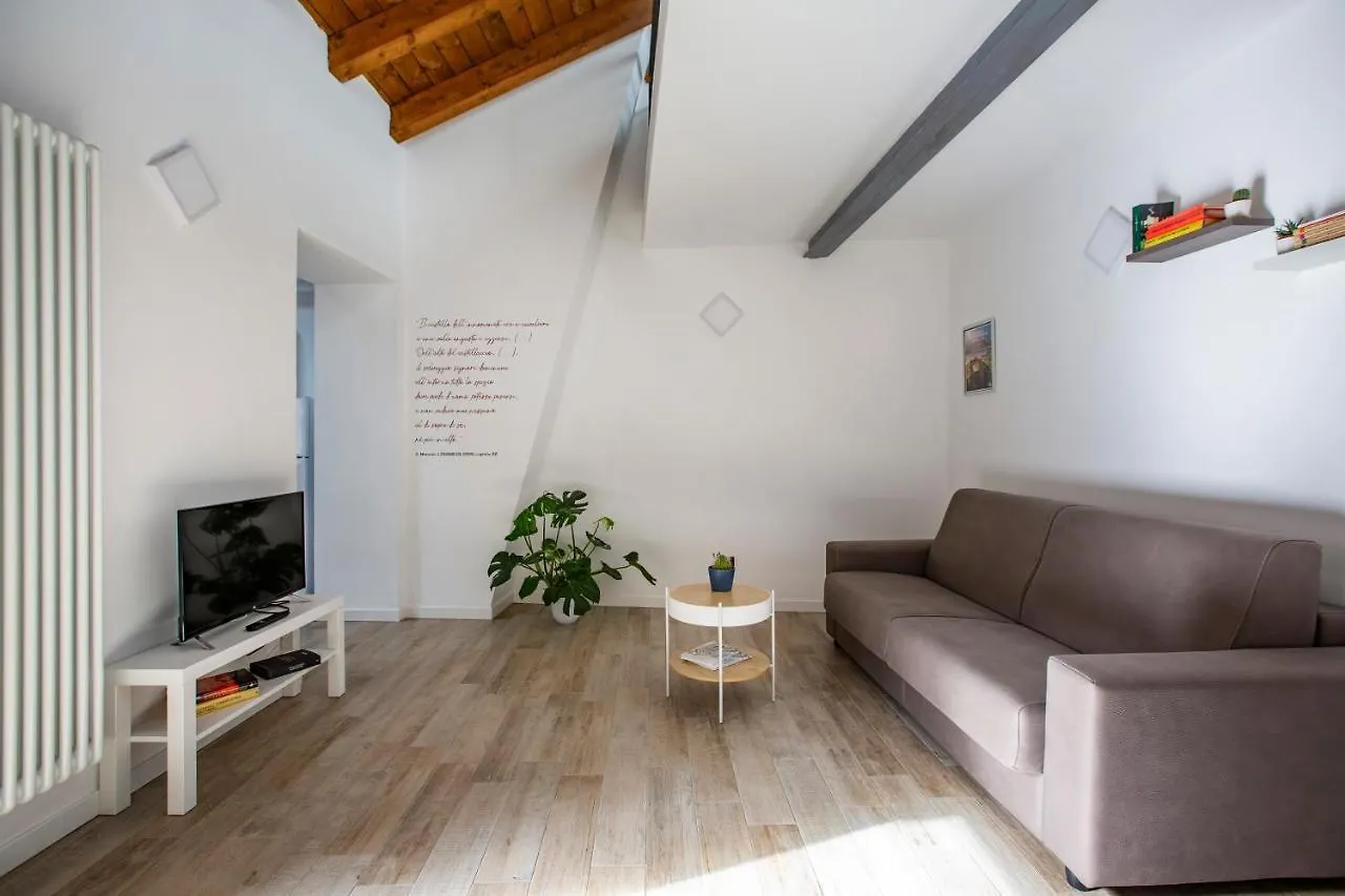 Bed & Breakfast La Casa Del Sarto - Rooms And Apartments Lecco Italia