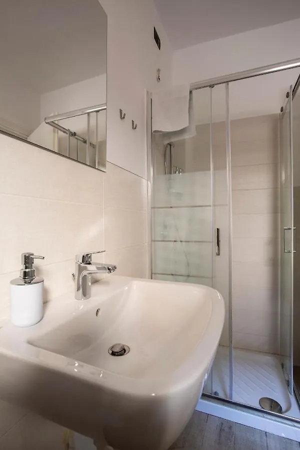 La Casa Del Sarto - Rooms And Apartments レッコ 0*,  イタリア