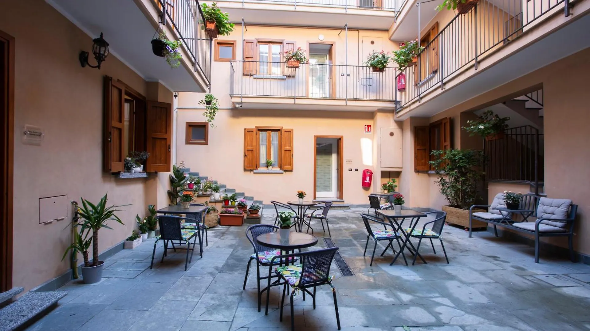 La Casa Del Sarto - Rooms And Apartments レッコ