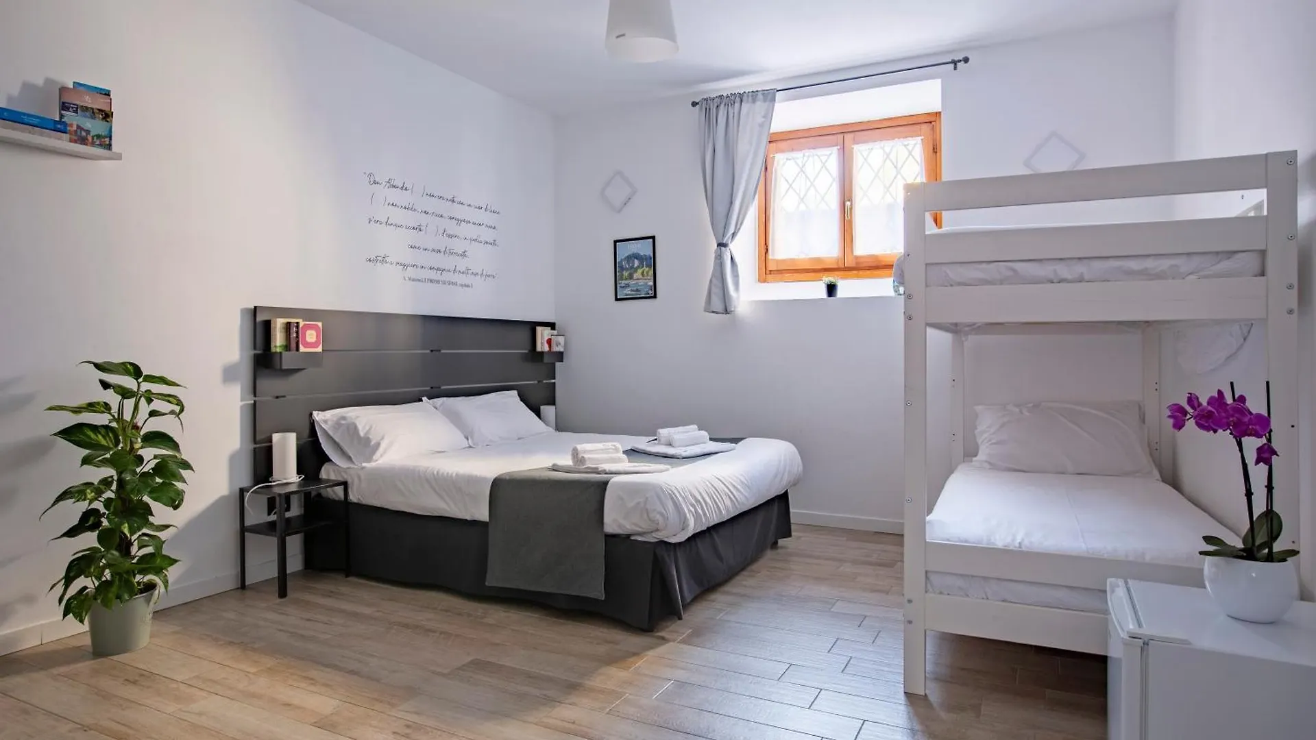 La Casa Del Sarto - Rooms And Apartments Lecco 0*,